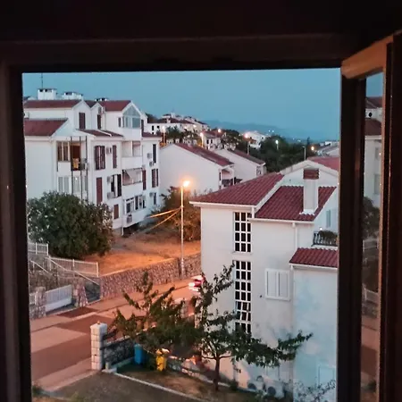 Moon Light-free Parking