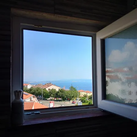 Moon Light-free Parking Apartment