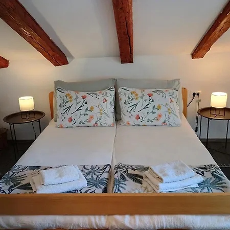 Moon Light-free Parking Rijeka