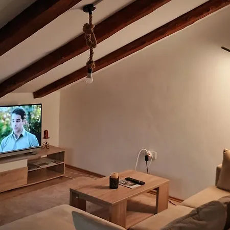 Moon Light-free Parking Apartment Rijeka